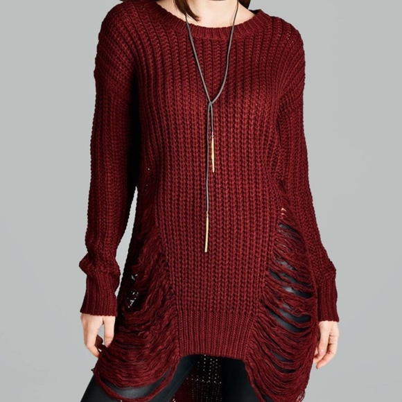 Luxe Label Sweaters - FRAYED ROUND NECK SWEATER in burgundy